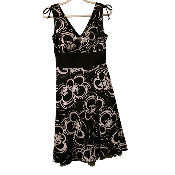 Vintage Speechless Babydoll Mini Dress Black White Deep V-Neck 2000's Y2k Size M - Picture 1 of 8